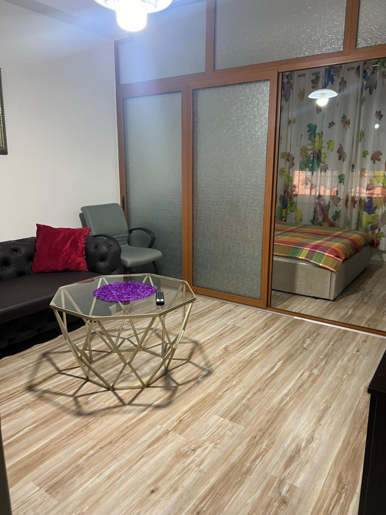 טיראנה Ergi'S Studio Apartment מראה חיצוני תמונה